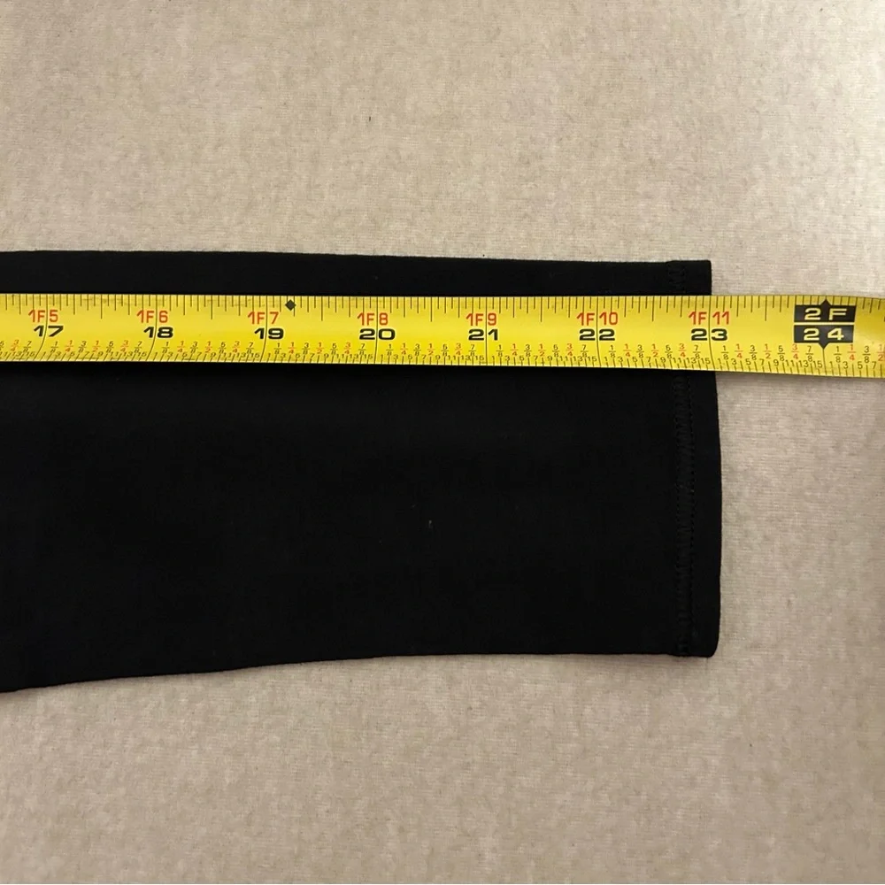 Lululemon To The Point Long Sleeve Black Shirt size‎ 6